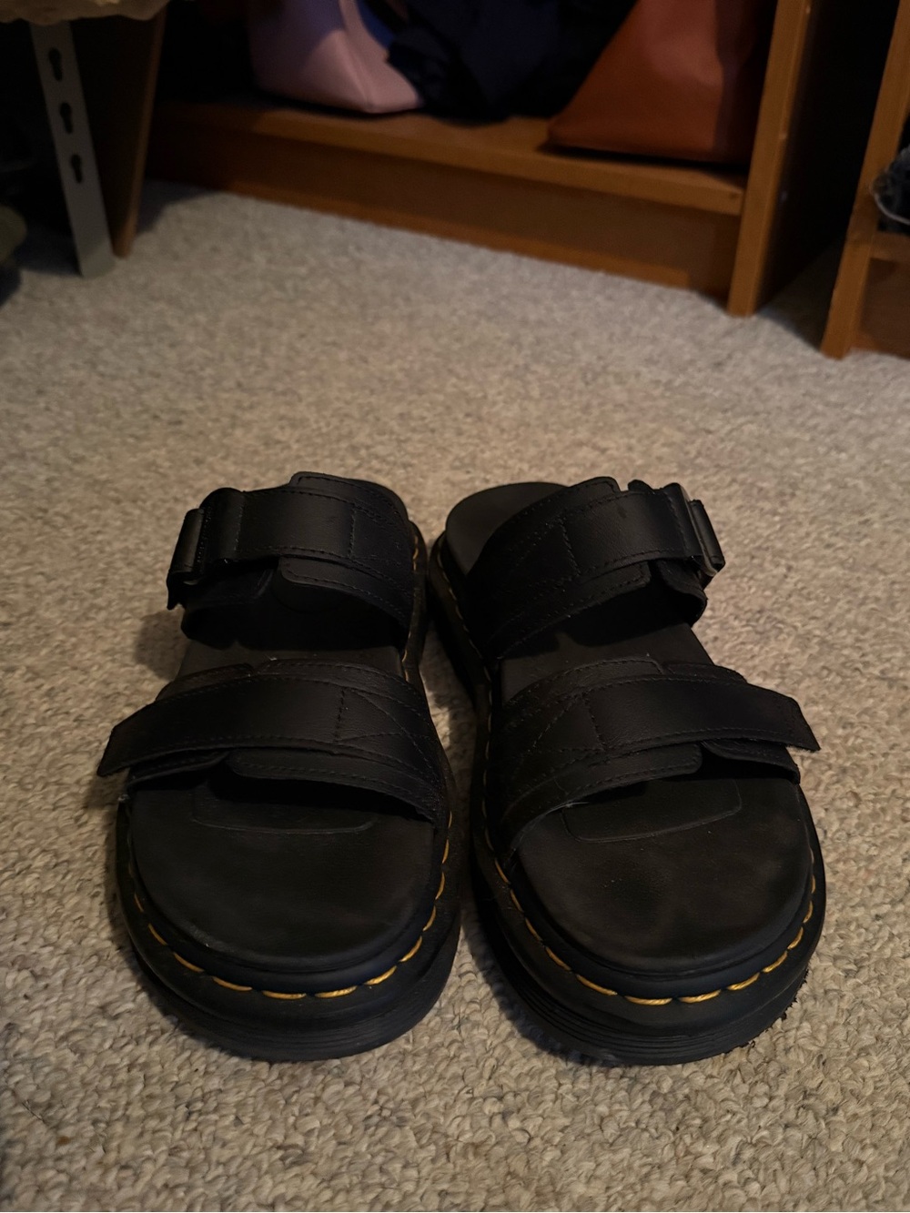 Doc Martens women’s 8 / men’s 7